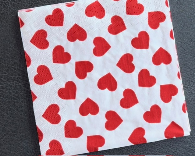 maak zelf leuke valentijn kadootjes van servetten van de Hema